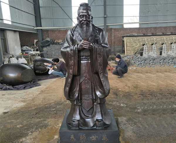 玻璃鋼雕塑制作出仿銅效果的步驟是什么呢？